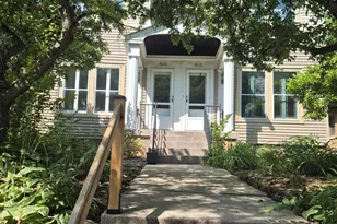 6118 W Wisconsin Ave, Wauwatosa, WI 53213 - Photo 3