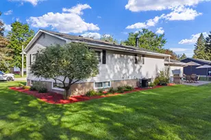 309 N Jackson St, Elkhorn, WI 53121 - Photo 29