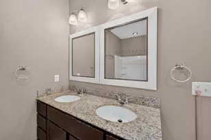 2650 N Fratney St, Milwaukee, WI 53212 - Photo 35