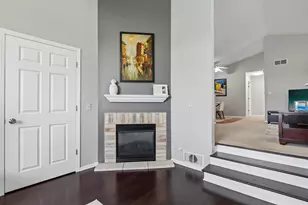 6877 S Rolling Meadows Ct, Oak Creek, WI 53154 - Photo 5