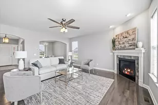 1815 E Lilac Ln, Oak Creek, WI 53154 - Photo 7