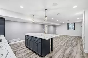 1815 E Lilac Ln, Oak Creek, WI 53154 - Photo 33