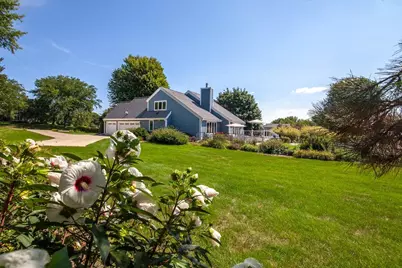 N39W32963  High Hill Ct, Nashotah, WI 53058 - Photo 7