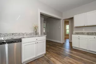 1359 N 42nd St, Milwaukee, WI 53208 - Photo 13