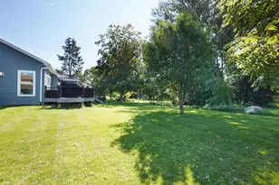 623 W Prospect St, Hartford, WI 53027 - Photo 37