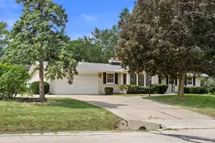 3455 S Russel Rd, New Berlin, WI 53151 - Photo 37