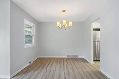 3455 S Russel Rd, New Berlin, WI 53151 - Photo 7
