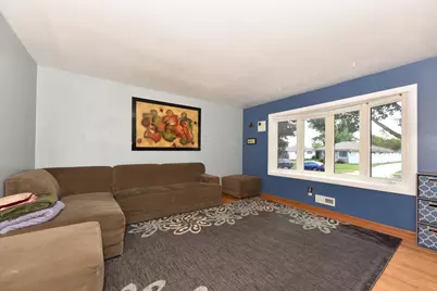 6464 S 18th St, Milwaukee, WI 53221 - Photo 3