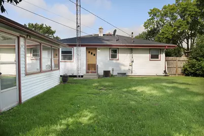 4149  Lasalle St, Racine, WI 53402 - Photo 11