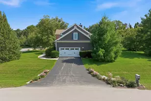413 Lakewood Dr, Williams Bay, WI 53191 - Photo 3