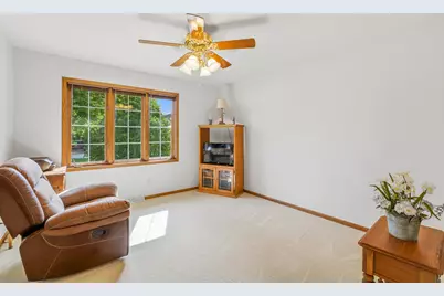 5004  White Fox Dr, Sheboygan, WI 53081 - Photo 15