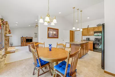 5004  White Fox Dr, Sheboygan, WI 53081 - Photo 5