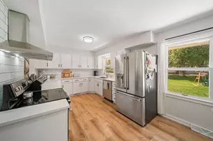 12 S Ridgway St, Elkhorn, WI 53121 - Photo 5