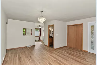 9634 W Rosedale Ave, West Allis, WI 53227 - Photo 13