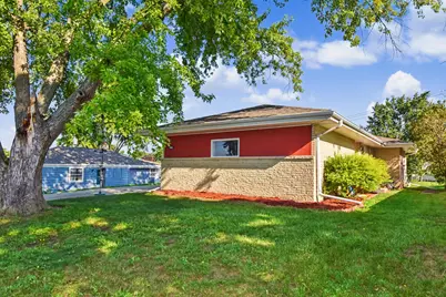 9634 W Rosedale Ave, West Allis, WI 53227 - Photo 5