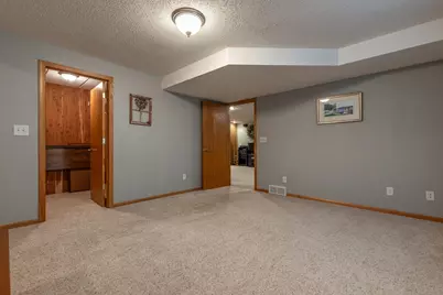 913  Oak Ave, Onalaska, WI 54650 - Photo 29