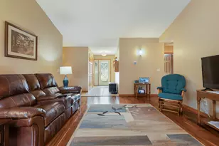 913 Oak Ave, Onalaska, WI 54650 - Photo 3
