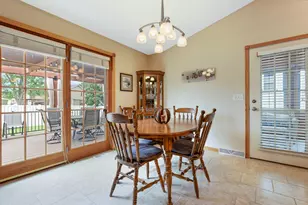 913 Oak Ave, Onalaska, WI 54650 - Photo 9