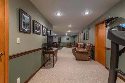 913  Oak Ave, Onalaska, WI 54650 - Photo 21