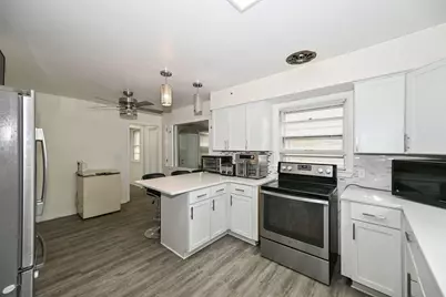 5340 W Melvina St, Milwaukee, WI 53216 - Photo 11