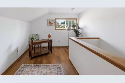 6105 S Creekside Dr #7, Cudahy, WI 53110 - Photo 15