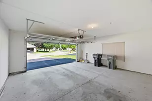 6105 S Creekside Dr, Cudahy, WI 53110 - Photo 29