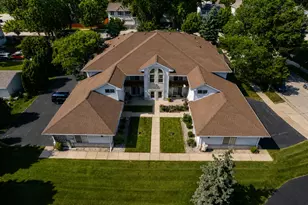 6105 S Creekside Dr, Cudahy, WI 53110 - Photo 33