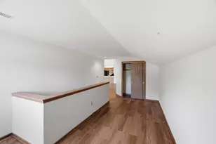 6105 S Creekside Dr, Cudahy, WI 53110 - Photo 17