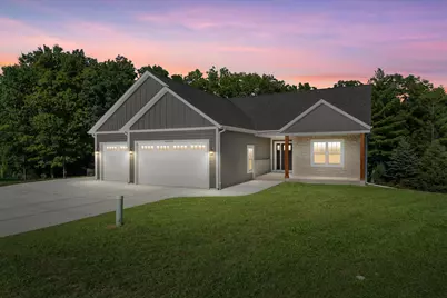 W332N4518  Grace Ct, Nashotah, WI 53058 - Photo 1