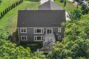 W332N4518 Grace Ct, Nashotah, WI 53058 - Photo 41