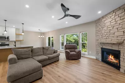W332N4518  Grace Ct, Nashotah, WI 53058 - Photo 9
