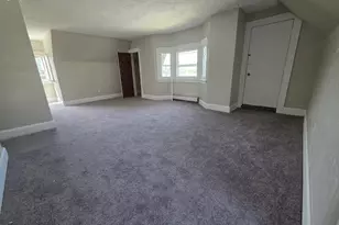 2109 Washington Ave, Racine, WI 53403 - Photo 9