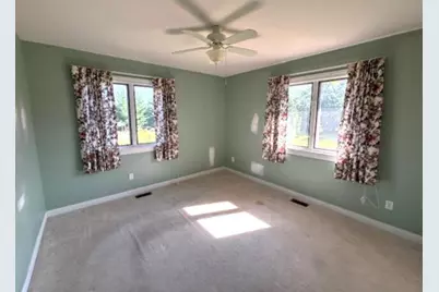 8651  Fieldstone Ct, Burlington, WI 53105 - Photo 15