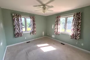 8651 Fieldstone Ct, Burlington, WI 53105 - Photo 15