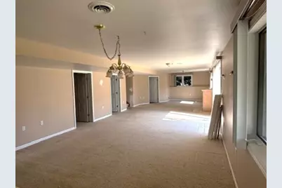 8651  Fieldstone Ct, Burlington, WI 53105 - Photo 11