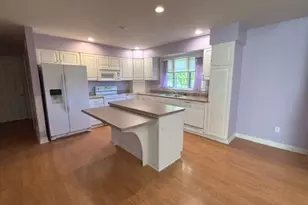 8651 Fieldstone Ct, Burlington, WI 53105 - Photo 7