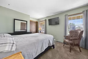 12430 W Burdick Ct, New Berlin, WI 53151 - Photo 21