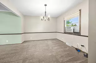 12430 W Burdick Ct, New Berlin, WI 53151 - Photo 11