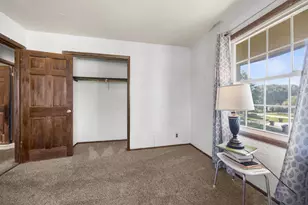 12430 W Burdick Ct, New Berlin, WI 53151 - Photo 27