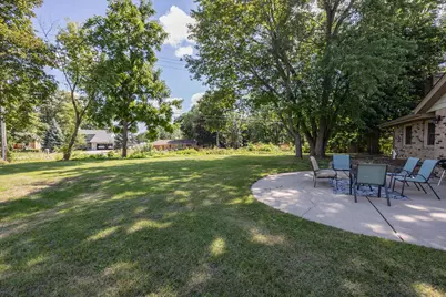 12430 W Burdick Ct, New Berlin, WI 53151 - Photo 35