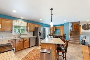 2114 Somerset Ct, Waukesha, WI 53186 - Photo 5
