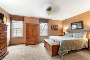 2114 Somerset Ct, Waukesha, WI 53186 - Photo 7