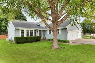 2114 Somerset Ct, Waukesha, WI 53186 - Photo 19
