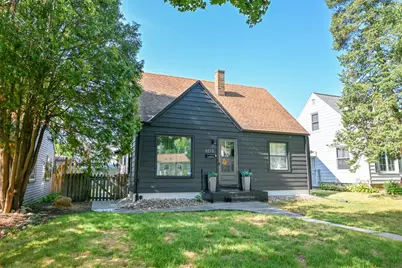 8113 W Townsend St, Milwaukee, WI 53222 - Photo 19