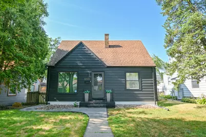 8113 W Townsend St, Milwaukee, WI 53222 - Photo 13