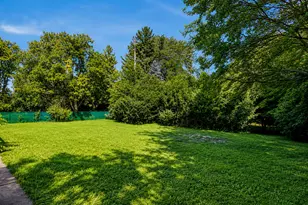 4740 W Donges Ln, Brown Deer, WI 53223 - Photo 33
