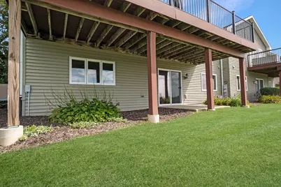 215  Watertower Cir, Iron Ridge, WI 53035 - Photo 37