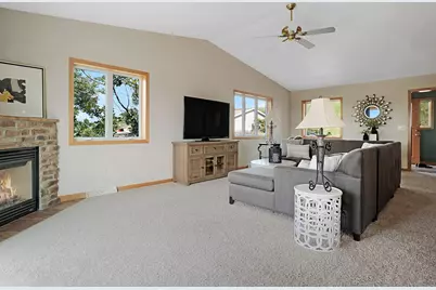 215  Watertower Cir, Iron Ridge, WI 53035 - Photo 7