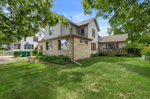 1228 Main St, Racine, WI 53182 - Photo 5
