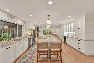 10270 N Range Line Ct, Mequon, WI 53092 - Photo 11
